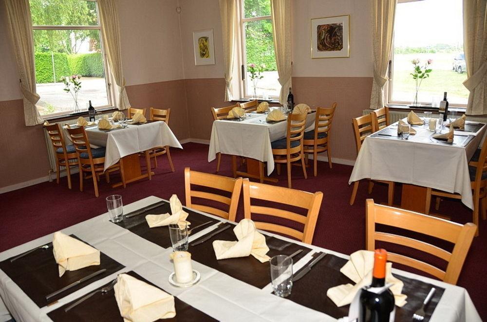 Vandel Hotel - Bed & Breakfast 2*
